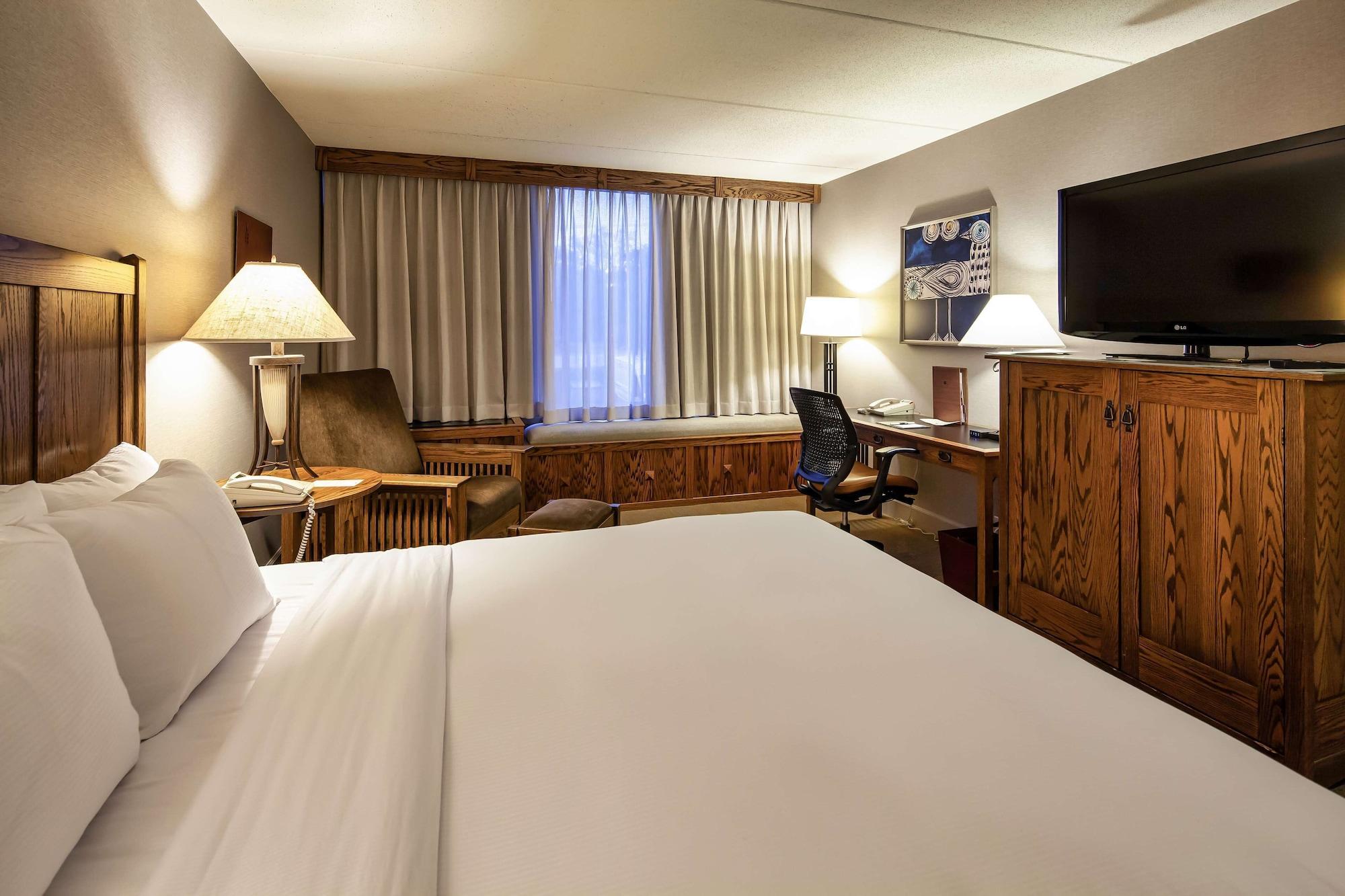 Doubletree By Hilton Libertyville-Mundelein Extérieur photo