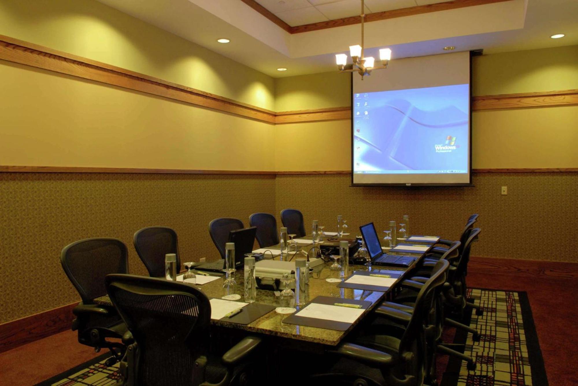 Doubletree By Hilton Libertyville-Mundelein Extérieur photo